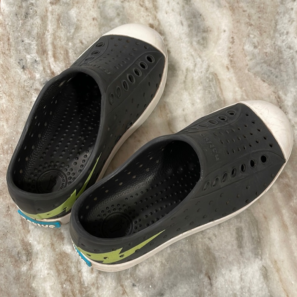 Jefferson Natives-Kids, great condition, size C10, smoke free home